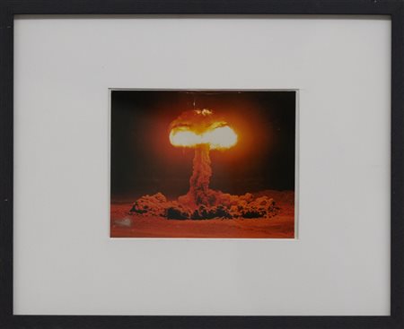 ANONIMO Bomba atomica