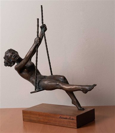 Leonardo Lucchi, Figura femminile sull'altalena