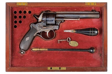 Bel revolver Lefaucheux a spillo in cassetta