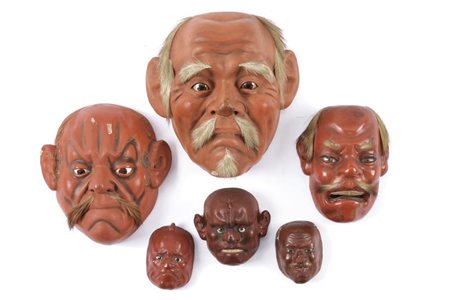 Lotto di sei maschere