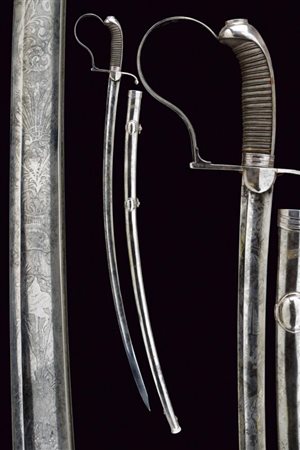 Bella sciabola da ufficiale sul modello austriaco