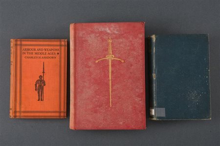 Lotto di tre libri su armi e armature