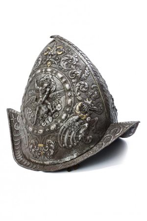 Bellissimo morione sbalzato 