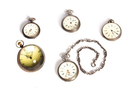 Lotto composto da cinque orologi da tasca, secolo XIX