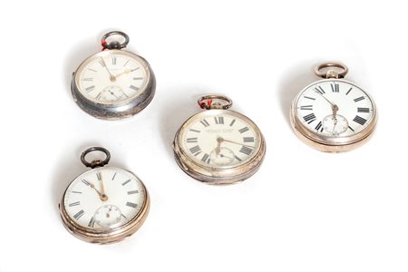 Lotto composto da quattro orologi da tasca in argento, Inghilterra secolo XIX