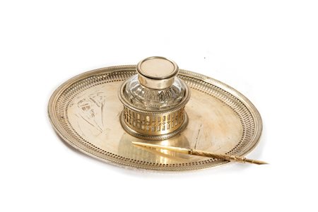 Calamaio in argento con pennino, fine secolo XVIII - inizi secolo XIX