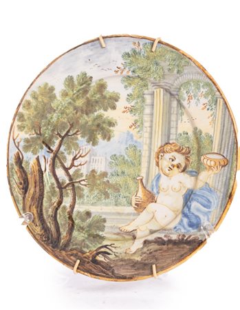 Piattino in maiolica policroma di Castelli, secolo XVIII