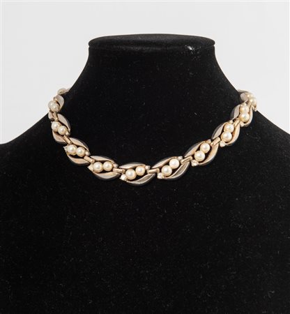 TRIFARI Collier girocollo in metallo argentato decorato con perle sintetiche...