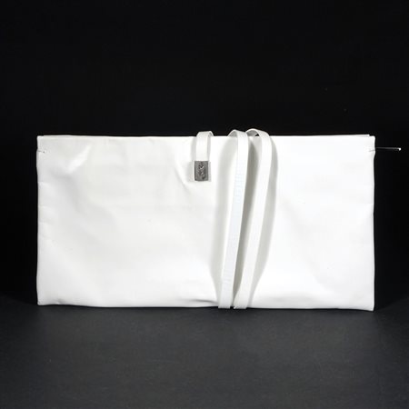 Yves Saint Laurent pochette in pelle bianca