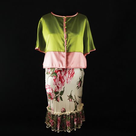 Valentino giacchino in raso di seta rosa e verde doppiato in seta a fiori nei...