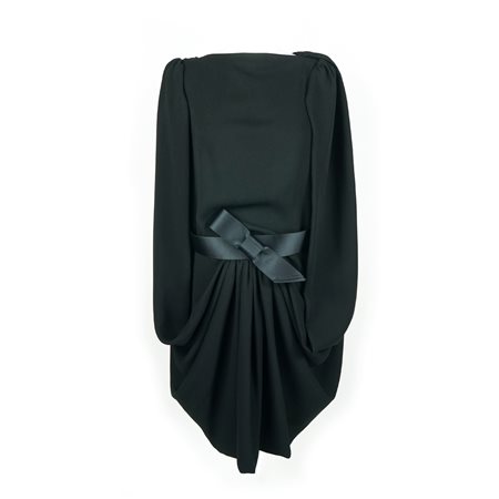 Pierre Cardin abito in crêpe di lana nera con maniche a pipistrello e cintura...