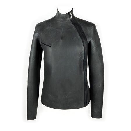 Jean Paul Gaultier giacchino in gomma nera; chiusura diagonale a zip, tg. 44