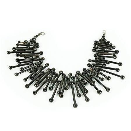 Gerda Lynggaard Monies, collana in bachelite composta da bacchette con finali...
