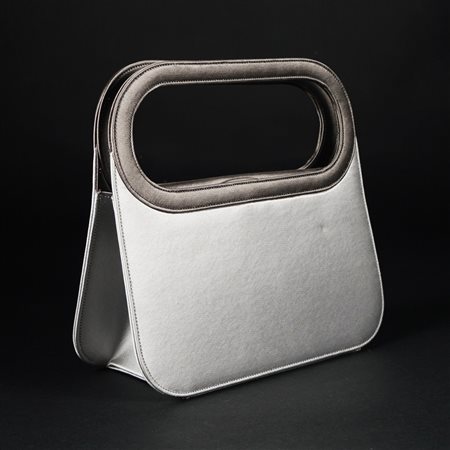 Renaud Pellegrino borsetta rigida in raso grigio perla