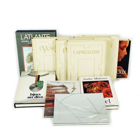 Lotto composto da 11 libri di diverso argomento