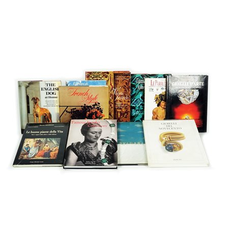 Lotto di 11 coffee books di argomenti diversi fra i quali la gioielleria