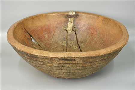 Antica ciotola in legno - SENEGAL ciotola in legno intagliato h 17 cm, d 51...
