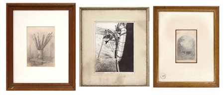 Lotto di tre disegni a matita e inchiostro raffiguranti vaso con pennelli, paes