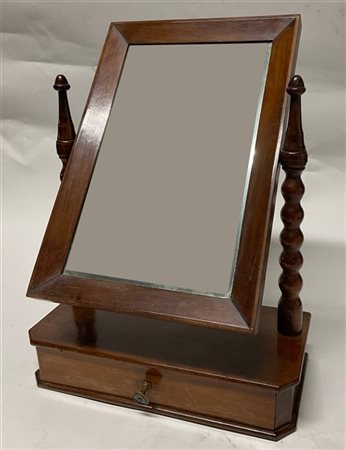 Psiche con cassetto e specchio basculante fra montanti torniti. Secolo XIX (cm