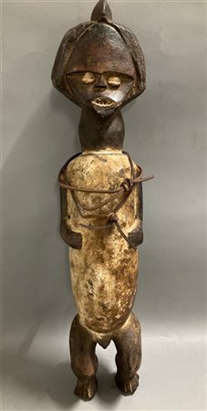 Arte africana, figura maschile, legno scolpito e pigmenti (h cm 63) (difetti)
