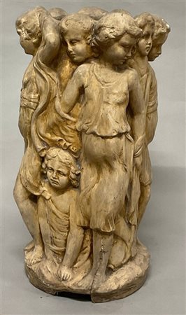 Portaombrelli in terracotta con altorilievi di fanciulle in girotondo (h cm 54)