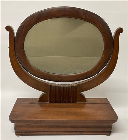 Psiche da tavolo in legno intagliato con specchio basculante e base con anta ch