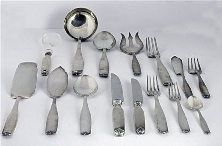 Servizio di posate in argento 800. Inizio XX secolo Mancano 2 pezzi: un...