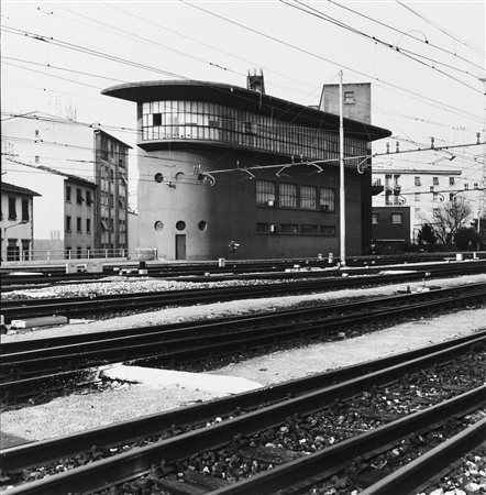 Basilico, Gabriele (1944-2013)  - Senza titolo (Ferrovia), 1980s