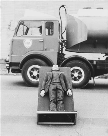 La Pietra, Ugo (1938)  - Il Commutatore del Sistema Disequilibrante, 1969