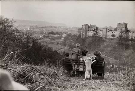 Cartier-Bresson, Henri (1908-2004)  - Rouen, 1955