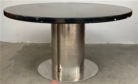 Astori Tavolo con piano circolare. Italia, anni '70. Base circolare in lamina di