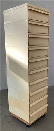 Simon Fussel Cassettiera a rotelle a dieci cassetti modello "4601". Produzione K