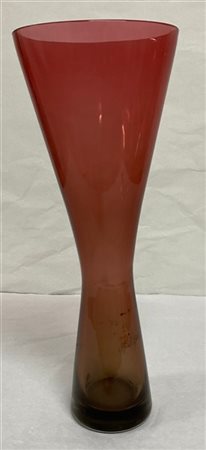 Vaso in vetro massello ametista e incolore a corpo a clessidra con sezioni schi