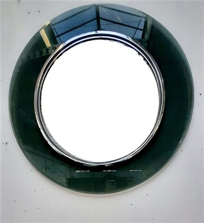 Fontana Arte Lotto composto da uno specchio e un set da bagno formato da un appe