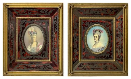 Coppia di dipinti ovali raffiguranti due nobildonne, nineteenth century