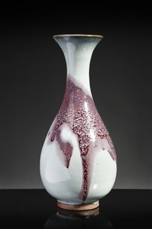  Arte Cinese - Vaso a bottiglia Jun
Cina, dinastia Qing, XIX secolo.