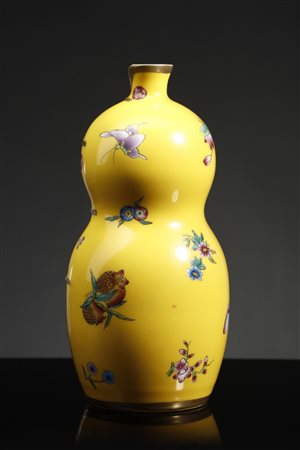  Arte Cinese - Vaso Hulu a zucca 
Cina, XX secolo.