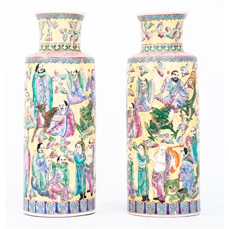 COPPIA VASI IN PORCELLANA