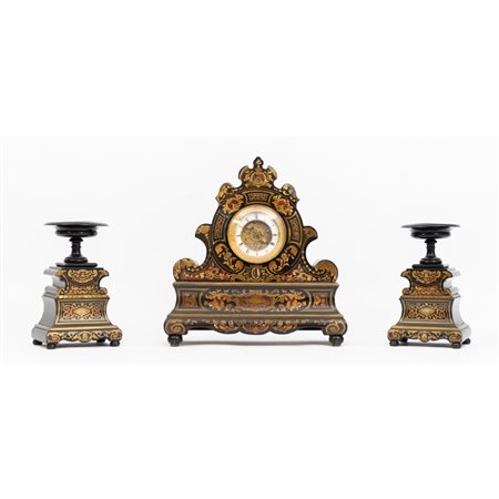 TRITTICO Boulle composto da orologio e due alzate