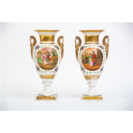 COPPIA VASI Impero in porcellana bianca decorata