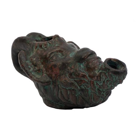 ANDREA BRIOSCO detto IL RICCIO (attr.le), Lucerna in bronzo