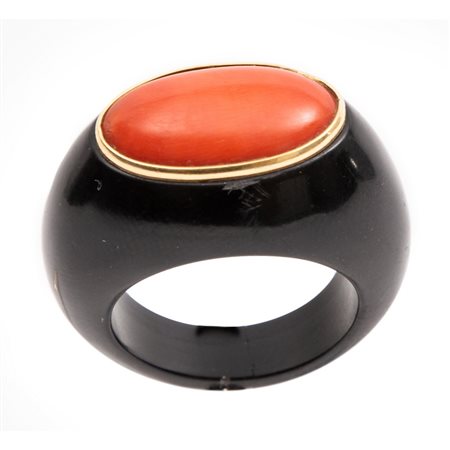 ANELLO in onice e corallo Mediterraneo