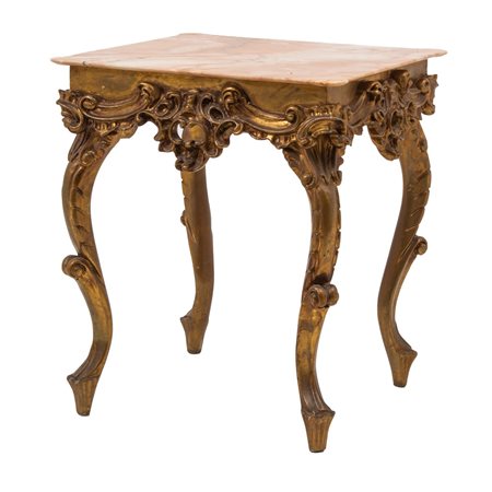 TAVOLINO in legno dorato, piano in marmo