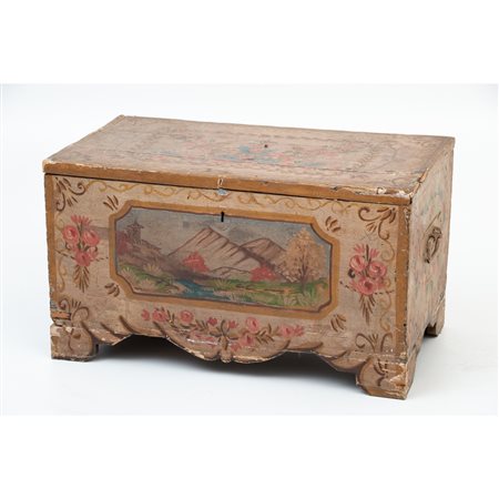 CASSAPANCA in legno dipinto e laccato