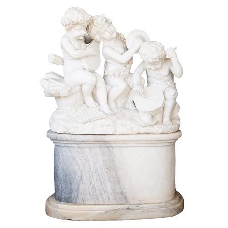 GRUPPO in marmo con base raffigurante "Putti musici"