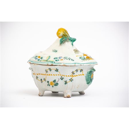 MANIFATTURA CERRETO FINE XVIII SECOLO, Zuppiera in ceramica