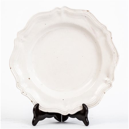 MANIFATTURA CAMPANA FINE XVIII SECOLO, Piatto in ceramica