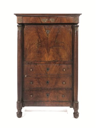 Secretaire, Toscana, inizi sec. XIX, in radica di noce con applicazioni in...