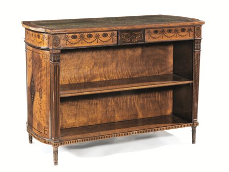 Piccola libreria, prima metà sec. XIX, in satin wood, intarsiata con festoni...