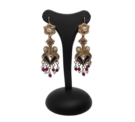 Orecchini basso titolo borbonici con perline, granate e smalti